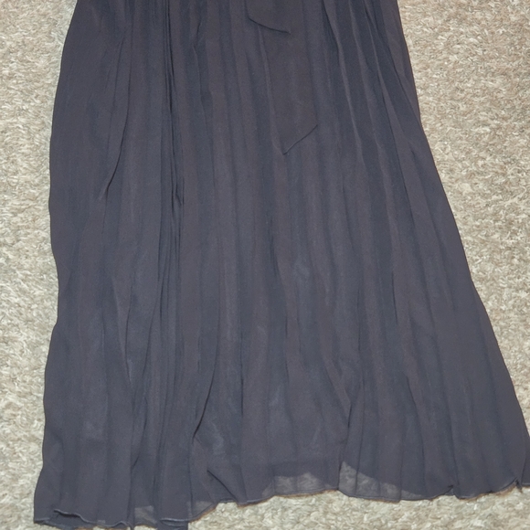 B Darlin Pleated Black Halter Maxi Dress With Tie Belt Size 5/6 - Picture 6 of 9